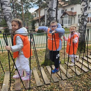 PRINČEVI I PRINCEZE U ČAROBNOJ IGRI (9)