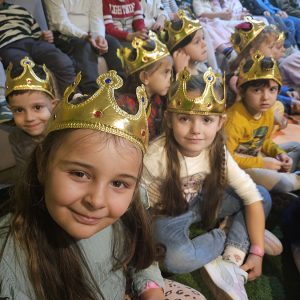 ŠEKSPIROVA KOMEDIJA POD KRUNOM (11)