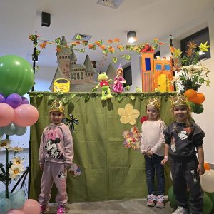 ŠEKSPIROVA KOMEDIJA POD KRUNOM (26)