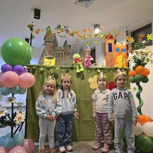 ŠEKSPIROVA KOMEDIJA POD KRUNOM (27)