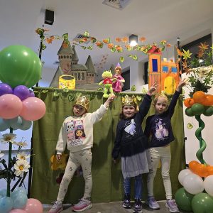 ŠEKSPIROVA KOMEDIJA POD KRUNOM (37)