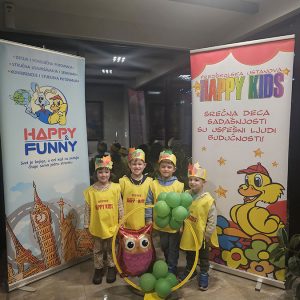 SVEČANO KRUNISANJE MALIH VLADARA UZ TOPLU ČAJANKU (17)