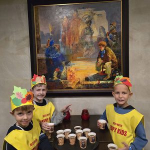 SVEČANO KRUNISANJE MALIH VLADARA UZ TOPLU ČAJANKU (26)