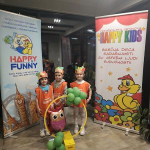 SVEČANO KRUNISANJE MALIH VLADARA UZ TOPLU ČAJANKU (29)