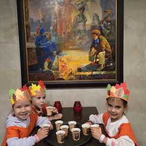 SVEČANO KRUNISANJE MALIH VLADARA UZ TOPLU ČAJANKU (32)