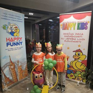 SVEČANO KRUNISANJE MALIH VLADARA UZ TOPLU ČAJANKU (35)