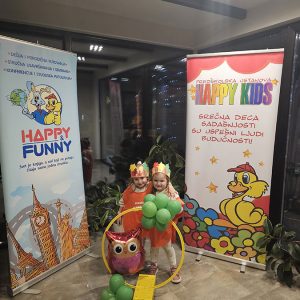 SVEČANO KRUNISANJE MALIH VLADARA UZ TOPLU ČAJANKU (36)