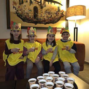 SVEČANO KRUNISANJE MALIH VLADARA UZ TOPLU ČAJANKU (6)