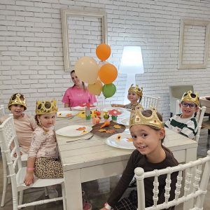 VELIČANSTVENA KRALJEVSKA VEČERA (34)