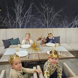 VELIČANSTVENA KRALJEVSKA VEČERA (46)