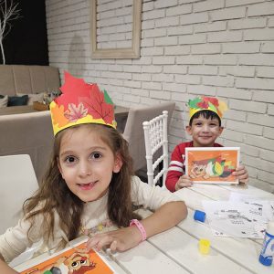 ZLATNE RUKE MALIIH VLADARA (27)