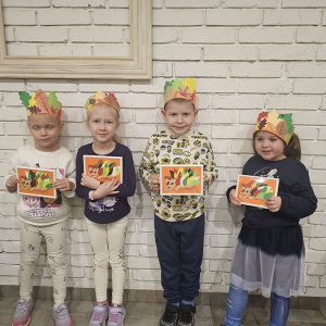 ZLATNE RUKE MALIIH VLADARA (32)