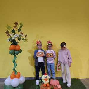 ZLATNE RUKE MALIIH VLADARA (41)