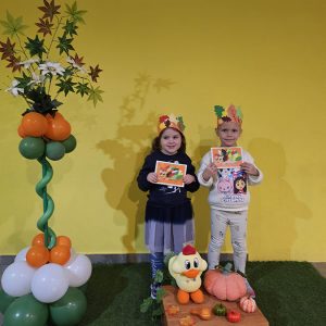 ZLATNE RUKE MALIIH VLADARA (47)