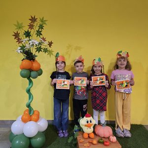 ZLATNE RUKE MALIIH VLADARA (48)