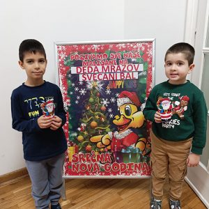 DEDA MRAZOV SVEČANI BAL HK1 (133)