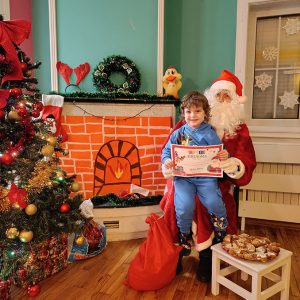 DEDA MRAZOV SVEČANI BAL HK1 (86)