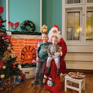 DEDA MRAZOV SVEČANI BAL HK1 (99)