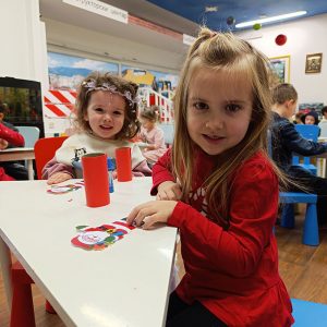 DEDA MRAZOV SVEČANI BAL HK4 (34)