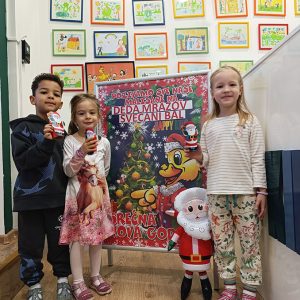 DEDA MRAZOV SVEČANI BAL HK4 (45)