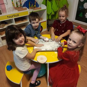 DEDA MRAZOV SVEČANI BAL HK5 (29)