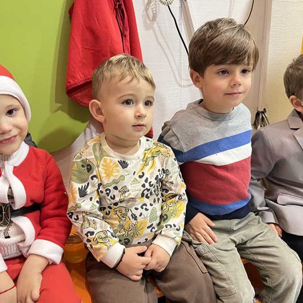 DEDA MRAZOV SVEČANI BAL HK6 (1)