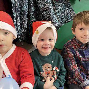 DEDA MRAZOV SVEČANI BAL HK6 (2)