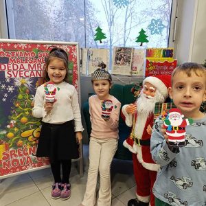 DEDA MRAZOV SVEČANI BAL HK6 (35)