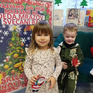 DEDA MRAZOV SVEČANI BAL HK6 (39)