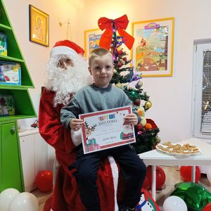 DEDA MRAZOV SVEČANI BAL HK7 (16)