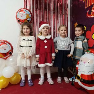 DEDA MRAZOV SVEČANI BAL HK7 (43)