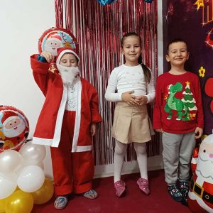 DEDA MRAZOV SVEČANI BAL HK7 (48)