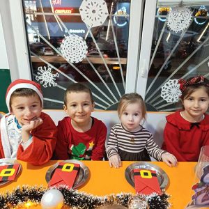 DEDA MRAZOV SVEČANI BAL HK7 (50)