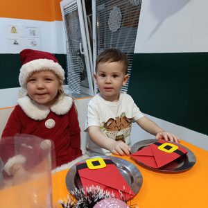 DEDA MRAZOV SVEČANI BAL HK7 (55)