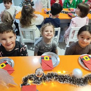 DEDA MRAZOV SVEČANI BAL HK7 (60)