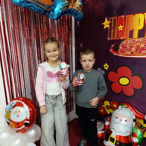 DEDA MRAZOV SVEČANI BAL HK7 (73)