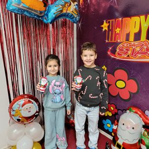 DEDA MRAZOV SVEČANI BAL HK7 (88)