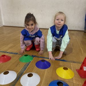 NOVOGODIŠNJI BAZAR (100)