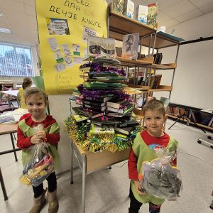 NOVOGODIŠNJI BAZAR (11)