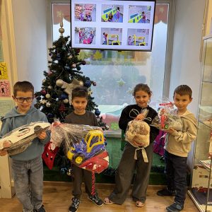 NOVOGODIŠNJI BAZAR (112)