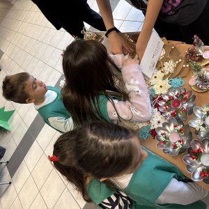 NOVOGODIŠNJI BAZAR (124)