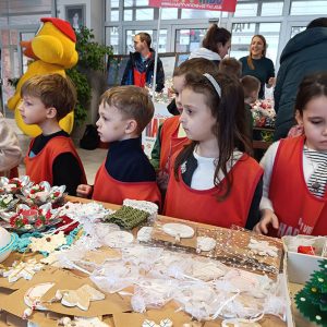 NOVOGODIŠNJI BAZAR (171)