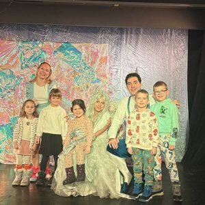 PAN TEATAR SNEŽNA KRALJICA HK1 (3)