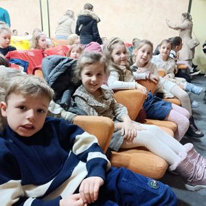 PAN TEATAR SNEŽNA KRALJICA HK6 (10)