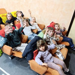 PAN TEATAR SNEŽNA KRALJICA HK6 (13)