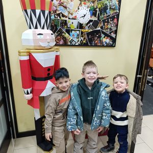 PAN TEATAR SNEŽNA KRALJICA HK6 (27)