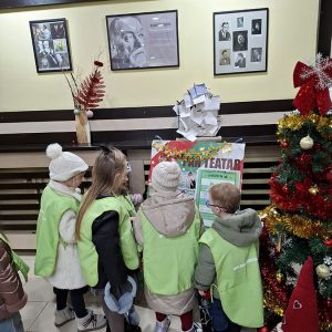 PAN TEATAR SNEŽNA KRALJICA HK9 (31)