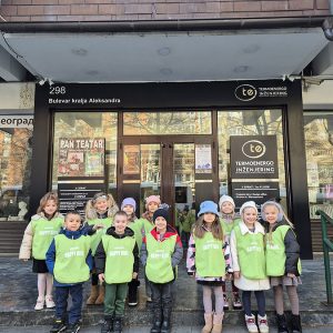 PAN TEATAR SNEŽNA KRALJICA HK9 (4)