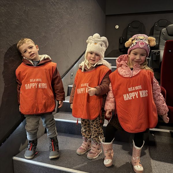 BIOSKOP GOAT HK6 (1)