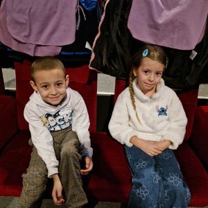 BIOSKOP GOAT HK7 (3)